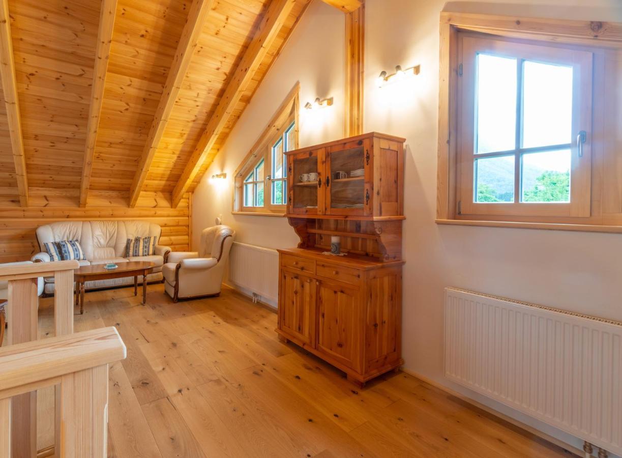 Blockhaus Klanner Villa บาดเอาส์ซี ภายนอก รูปภาพ
